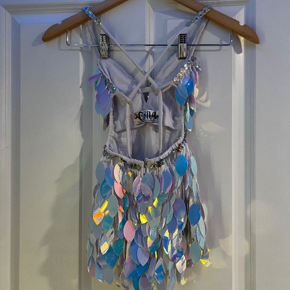 Kids Glamour Costumes Iridescent Jumbo Sequin Dress Size MC - Picture 3 of 10